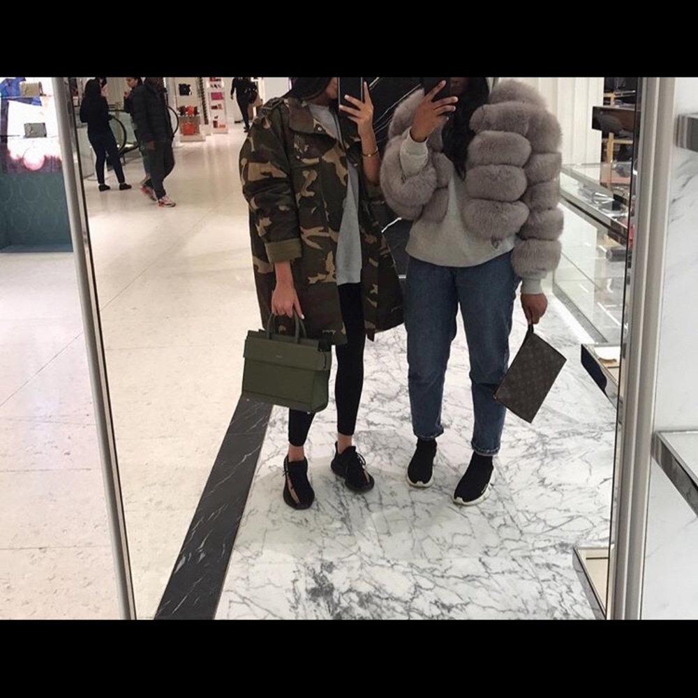 Meet your Posher, Ms